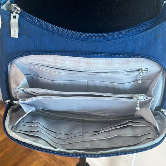 Baggallini Vibrant Blue Vintage Crossbody Bag - Picture 4 of 8